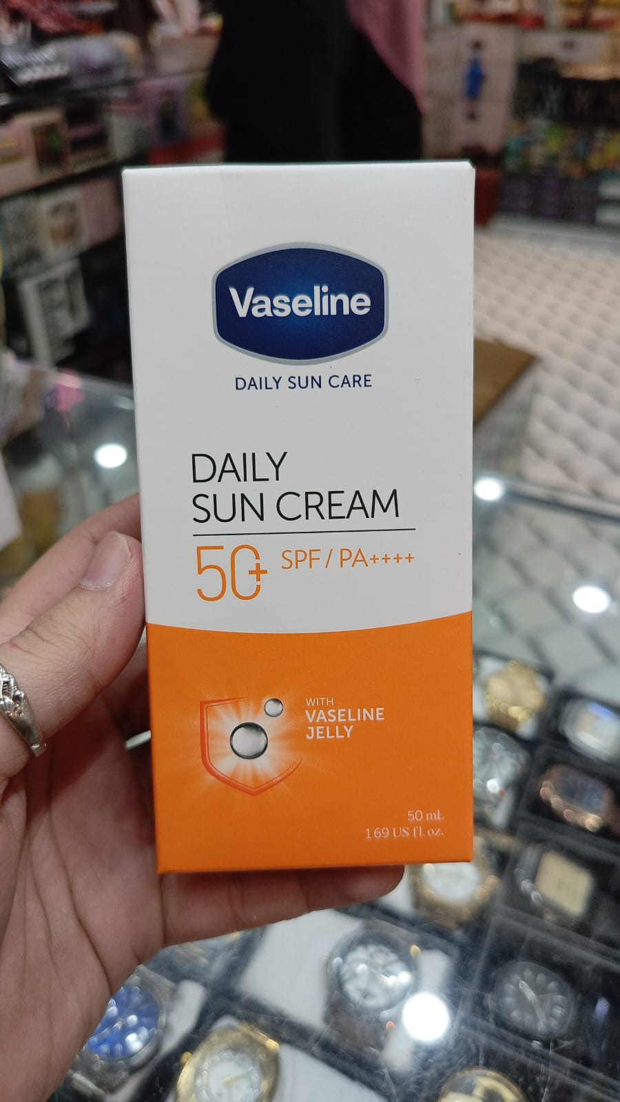 Vaseline Daily Sun Care Sun Cream SPF50+ PA++++ | Lightweight Moisturizing Sunscreen For Face & Body 50ml